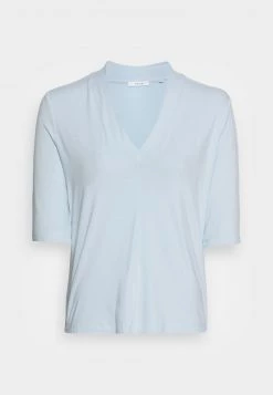Opus SADJA T Shirt Basique Zen Blue Femme 10 Opus SADJA T Shirt Basique Zen Blue Femme -Opus Soldes Magasin 017d1bd92acf4f8bb02d27b47621ff01