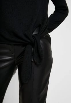 Opus Femme POTEN Pullover Black -Opus Soldes Magasin 030212bf9c1f49d980edee4c85dae34f