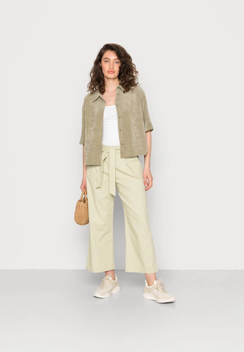 Opus MAREIKA STRUCTURED Pantalon Classique Summer Pear Femme 4 Opus MAREIKA STRUCTURED Pantalon Classique Summer Pear Femme â Image 2