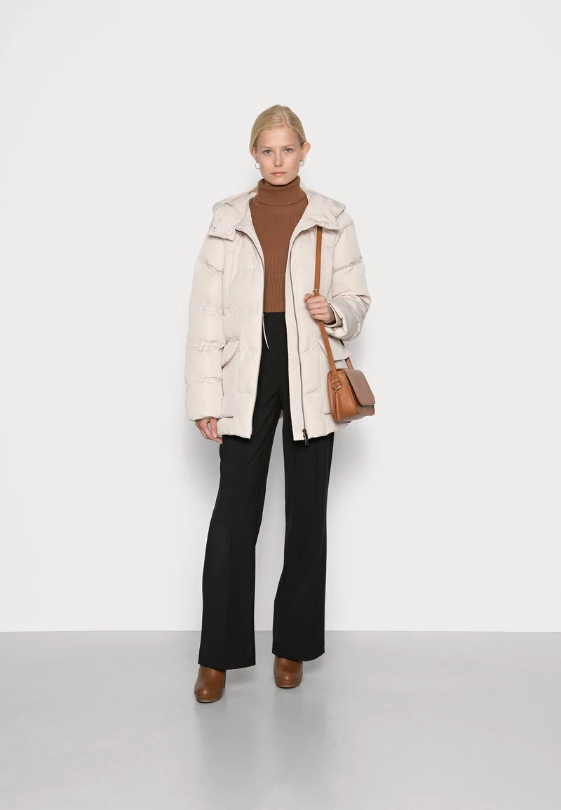 Opus HOSINA Veste D'hiver Pebble Stone Femme 4 Opus HOSINA Veste D'hiver Pebble Stone Femme – Image 2