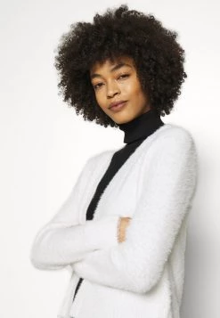 Opus Femme DAFFY Gilet Milk 13 Opus Femme DAFFY Gilet Milk -Opus Soldes Magasin 08693bbc77d949e2b878f1aecb8c78bd