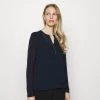 Opus FALLI Blouse Forever Blue Femme -Opus Soldes Magasin 0b238592bdd840cfbc9c0c0337a7c8e4