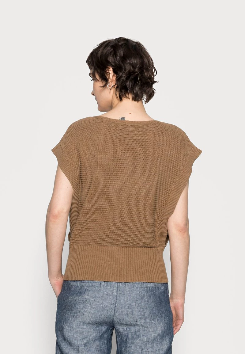 Opus Femme PAXO Pullover Maple 5 Opus Femme PAXO Pullover Maple – Image 3