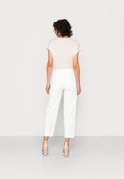Opus MAKILA Pantalon Classique Milk Femme 9 Opus MAKILA Pantalon Classique Milk Femme -Opus Soldes Magasin 0ec22f44463c49d184676da71a745e8a