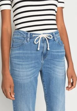 Opus Femme LOUIS Jean Droit Light Fresh Blue -Opus Soldes Magasin 0ffcb48ebdd64bbab7ad1e78d9255e9c