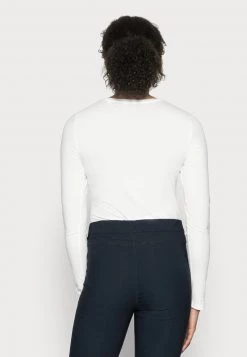 Opus SMILLA T Shirt à Manches Longues Milk Femme 9 Opus SMILLA T Shirt à Manches Longues Milk Femme -Opus Soldes Magasin 17669b66b3e144f592345dc3dd75e9f7