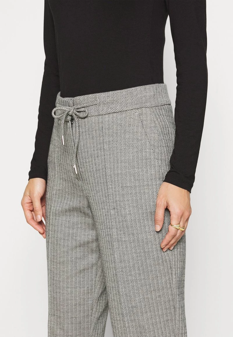 Opus MIKKA Pantalon Classique Hazy Fog Femme 7 Opus MIKKA Pantalon Classique Hazy Fog Femme – Image 5