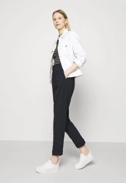 Opus MARENI Pantalon Classique Forever Blue Femme -Opus Soldes Magasin 2f667b7696ef425a9a501e44fbffe9a5