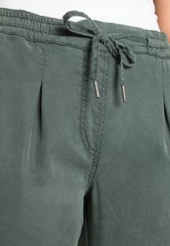 Opus Femme MADENA Pantalon Classique Caper 11 Opus Femme MADENA Pantalon Classique Caper -Opus Soldes Magasin 326cf998993a43c990ad1e11a83551de