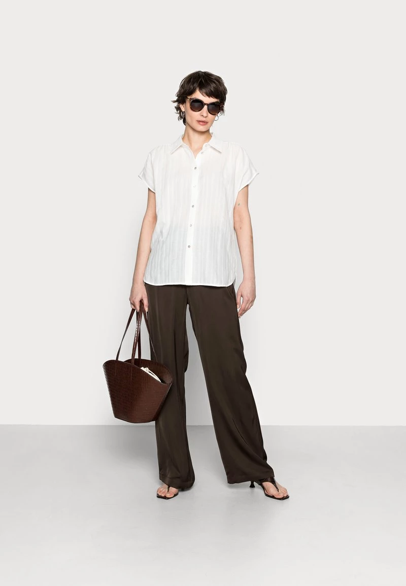 Opus Femme FASPI Chemisier Milk 4 Opus Femme FASPI Chemisier Milk – Image 2