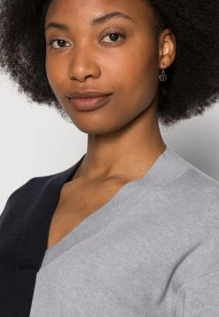 Opus PANOUK Pullover Forever Blue Femme 11 Opus PANOUK Pullover Forever Blue Femme -Opus Soldes Magasin 465629e8b79845a2af5e5cef0c695a47