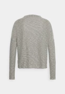 Opus SIKELE T Shirt à Manches Longues Black Femme 15 Opus SIKELE T Shirt à Manches Longues Black Femme -Opus Soldes Magasin 4766642b8e8d458a8a2071e8e274d6e5