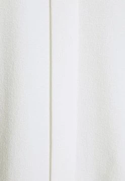 Opus SIMIKA Blouse Milk Femme -Opus Soldes Magasin 47a20969a57b45fbab608faa042806e0