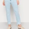 Opus Femme LOUIS BLEACHED Jean Slim Bleached Mid Blue -Opus Soldes Magasin 4a5bee2477da4d449012d9d9c8bfa548