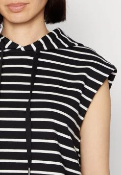 Opus GUNDI Sweat à Capuche Black Femme -Opus Soldes Magasin 4a87e46b1a7b49758925447403fac0a7