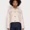 Opus Femme HELMENA Veste Légère Sweet Almond 1 Opus Femme HELMENA Veste Légère Sweet Almond -Opus Soldes Magasin 4b097ba3827c4733aaeaa2fd166c5ff1