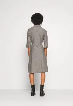 Opus WUTA Robe Chemise Black Femme -Opus Soldes Magasin 5164e7cb37284b2f915df7bf2617ebd9