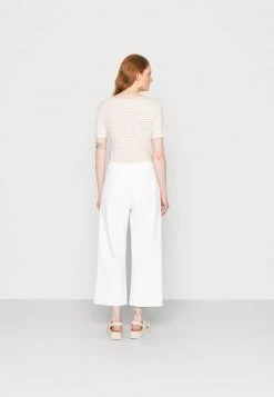 Opus MAREIKA STRUCTURED Pantalon Classique Milk Femme -Opus Soldes Magasin 5a92c3923ae14107a69f34276c1c564d