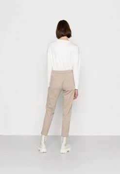 Opus MELVY Pantalon Classique Sweet Almond Melange Femme -Opus Soldes Magasin 5cd41b0759e2414c81d06625df03e898