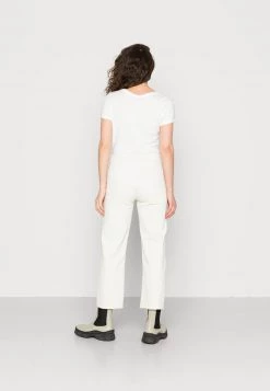 Opus Femme MOMITO COLORED Jean Boyfriend Summer Pear -Opus Soldes Magasin 625beac49ad94fe19b90725ecb83b0ba