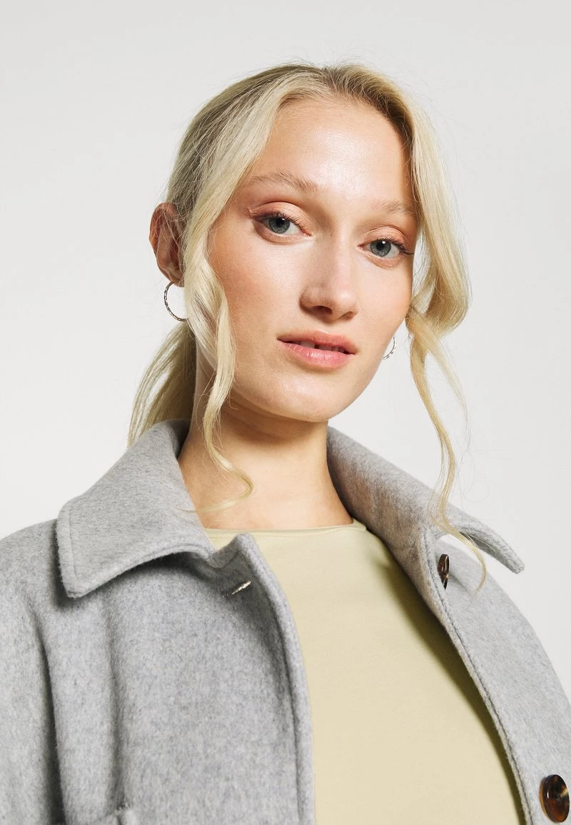 Opus Femme SMILLA T Shirt à Manches Longues Butter Cup 6 Opus Femme SMILLA T Shirt à Manches Longues Butter Cup – Image 4