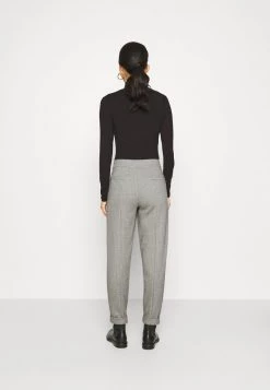 Opus MIKKA Pantalon Classique Hazy Fog Femme 9 Opus MIKKA Pantalon Classique Hazy Fog Femme -Opus Soldes Magasin 6567337416a14d7aaeada6b68cf13a89