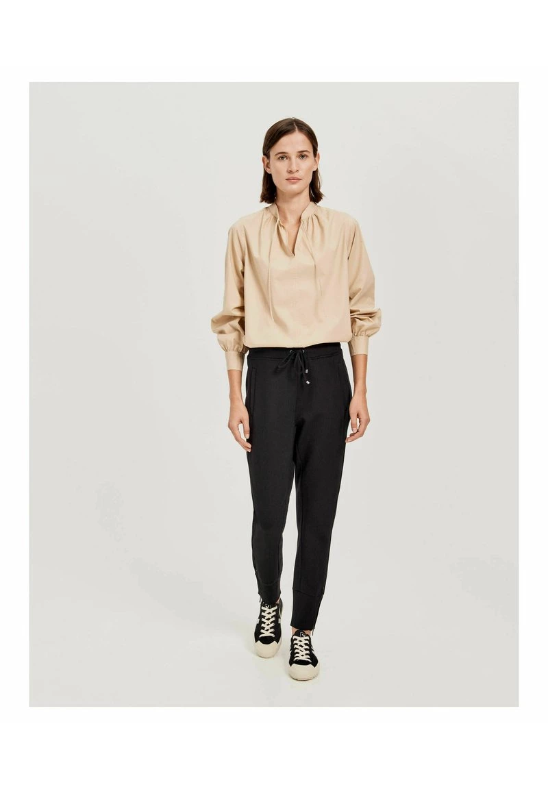 Opus Femme EDIGNA Pantalon De Survêtement Schwarz 4 Opus Femme EDIGNA Pantalon De Survêtement Schwarz â Image 2