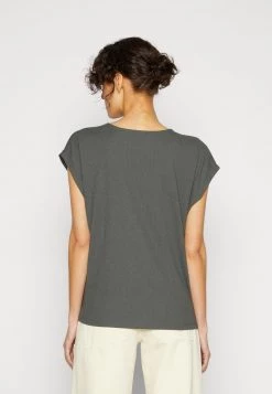 Opus SENKE T Shirt Basique Caper Femme -Opus Soldes Magasin 72772b3cedb544cf8d1f053d0aeb79fe