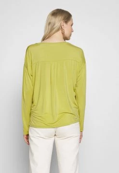Opus Femme SONGI T Shirt à Manches Longues Green Leaf -Opus Soldes Magasin 733d213a60c94cc3a54bc42156b8cae2