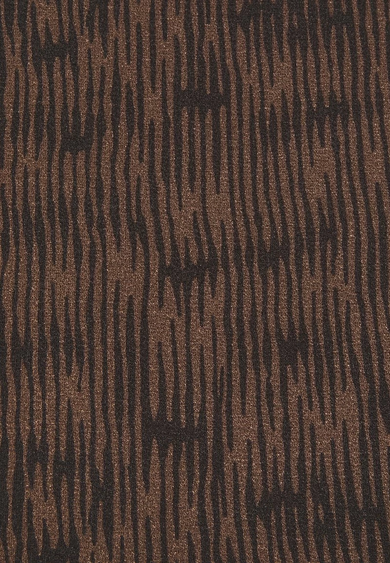 Opus Femme SUMINCHEN ETHNO T Shirt Imprimé Black 5 Opus Femme SUMINCHEN ETHNO T Shirt Imprimé Black – Image 3