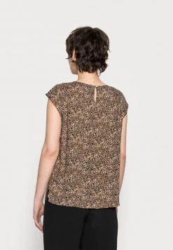 Opus Femme FANNIE ABSTRACT T Shirt Imprimé Mystic Blue 9 Opus Femme FANNIE ABSTRACT T Shirt Imprimé Mystic Blue -Opus Soldes Magasin 75f9017e09e145ae9444431ab41c6fa3