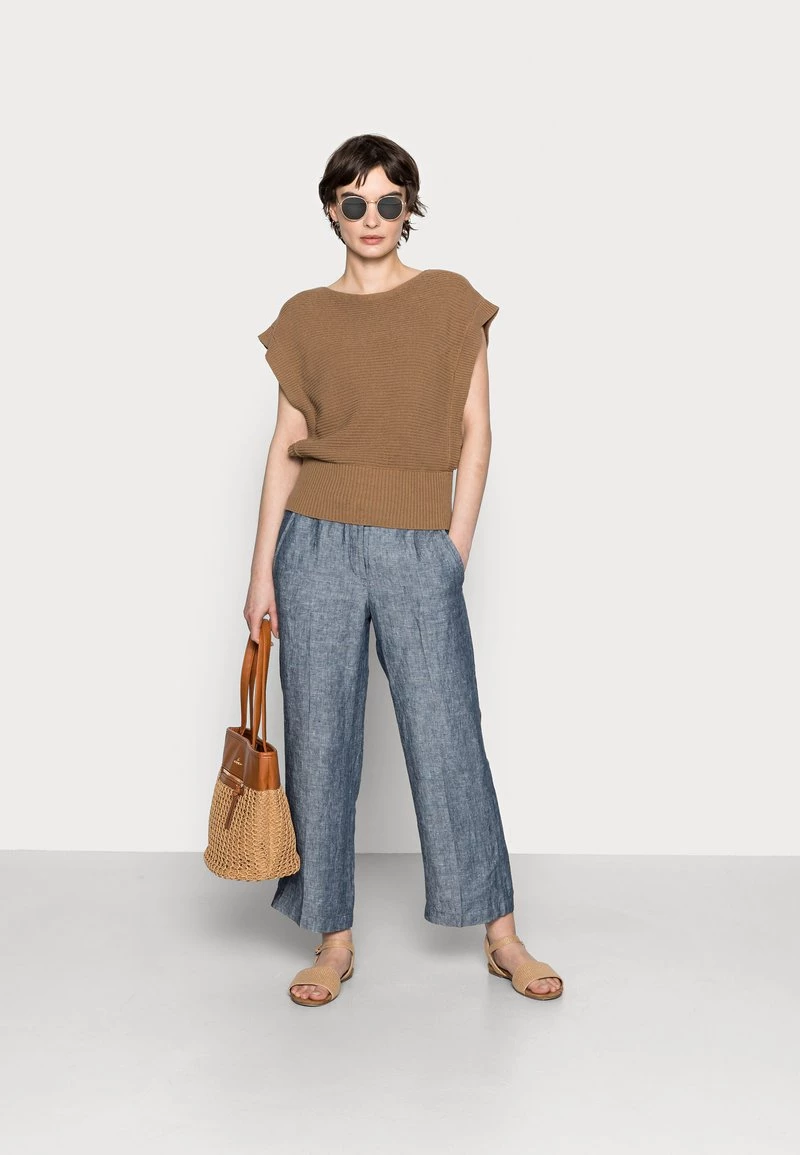 Opus Femme PAXO Pullover Maple 4 Opus Femme PAXO Pullover Maple – Image 2