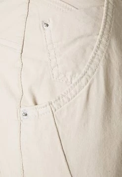 Opus Femme LETTY Jean Slim Oak Tree -Opus Soldes Magasin 7c4e8b03c9bb40189217ce16627253f3