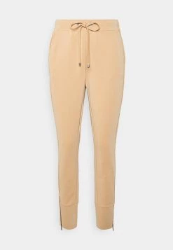 Opus MADJA Pantalon Classique Sweet Almond Femme 10 Opus MADJA Pantalon Classique Sweet Almond Femme -Opus Soldes Magasin 7e264c486f524d65bdc8c81bb59bd23c