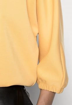 Opus Femme GOMIN T Shirt à Manches Longues Golden Hay -Opus Soldes Magasin 8ebd629cffea42c6b2b14be7bd61340c