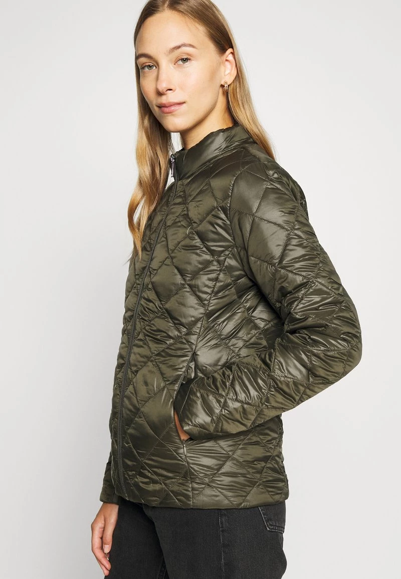 Opus HAMELA Veste D'hiver Black Oliv Femme 6 Opus HAMELA Veste D'hiver Black Oliv Femme – Image 4