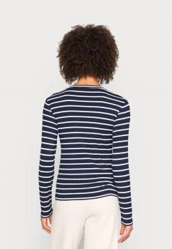 Opus Femme SALIA T Shirt à Manches Longues Forever Blue 9 Opus Femme SALIA T Shirt à Manches Longues Forever Blue -Opus Soldes Magasin 9203e4c062a34a37a2ce8b133ad1c22a