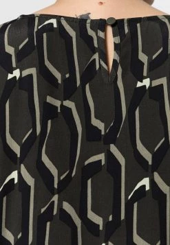 Opus Femme FELGA ETHNO T Shirt Imprimé Black Oliv 11 Opus Femme FELGA ETHNO T Shirt Imprimé Black Oliv -Opus Soldes Magasin 9326d48888dd4340b3f8f5fcc7679ecf