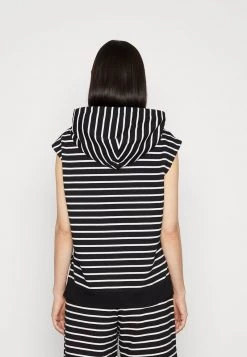 Opus GUNDI Sweat à Capuche Black Femme -Opus Soldes Magasin 959fb9ecc3464db7a7223823908cb983