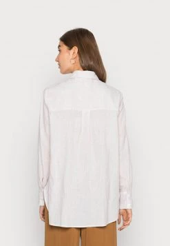 Opus FOLA Blouse Sweet Almond Femme -Opus Soldes Magasin 9a73e09a8a334a85affc5e2d6006c7de