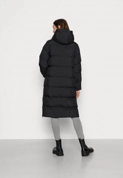 Opus HUBINA Veste D'hiver Black Femme 9 Opus HUBINA Veste D'hiver Black Femme -Opus Soldes Magasin 9b15583c38fd4f9a839f6e890d73e272