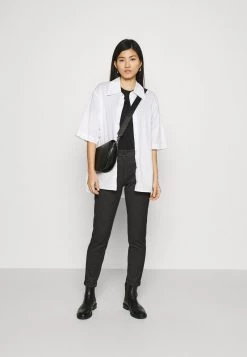 Opus Soldes Magasin -Opus Soldes Magasin 9fc491913d5b49859ce76ad63b46a5bc