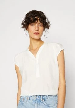 Opus FABBI T Shirt Basique Milk Femme 11 Opus FABBI T Shirt Basique Milk Femme -Opus Soldes Magasin a01db803b5c8486783397ff236ee3406