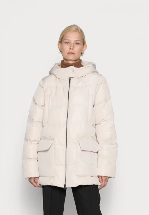 Opus HOSINA Veste D'hiver Pebble Stone Femme -Opus Soldes Magasin aa7ef7df88f140129f12bb7afe42128f