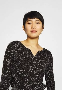 Opus Femme SANDRI T Shirt à Manches Longues Black -Opus Soldes Magasin ae83ce0667104d50bdf1522532d78514