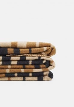 Opus AKANTE CHECK Écharpe Maple Femme 8 Opus AKANTE CHECK Écharpe Maple Femme -Opus Soldes Magasin b41dc0b5a54f4a759ee40cb3c6c5f46b