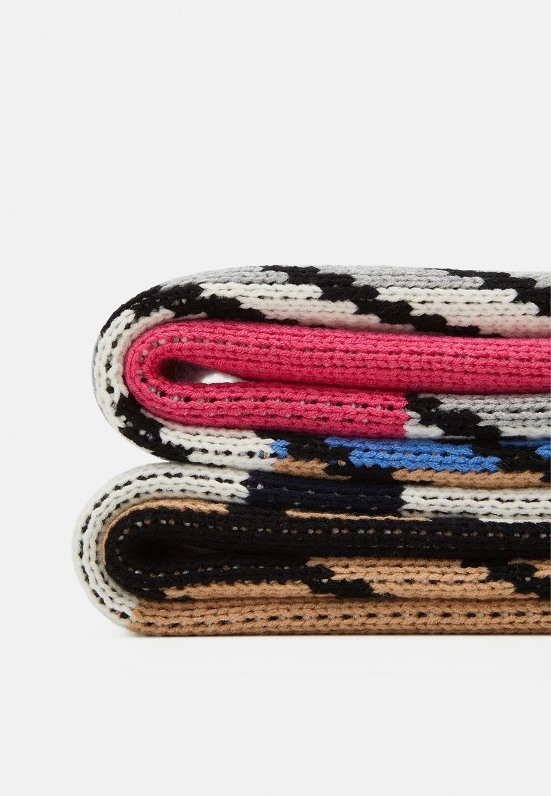 Opus AJOI SCARF Écharpe Soft Cream Femme 5 Opus AJOI SCARF Écharpe Soft Cream Femme – Image 3