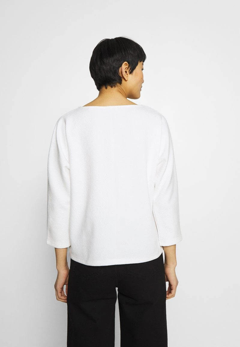 Opus Femme GUFI Sweatshirt Milk 5 Opus Femme GUFI Sweatshirt Milk – Image 3