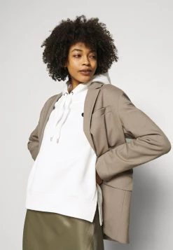 Opus GADIRA Sweat à Capuche Milk Femme 12 Opus GADIRA Sweat à Capuche Milk Femme -Opus Soldes Magasin c0c6f32ac9b9473eb83138065226f037