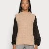 Opus Femme PATHILA Pullover Sweet Almond 2 Opus Femme PATHILA Pullover Sweet Almond -Opus Soldes Magasin c1f9512de9e845f8b47cd5911f98f666